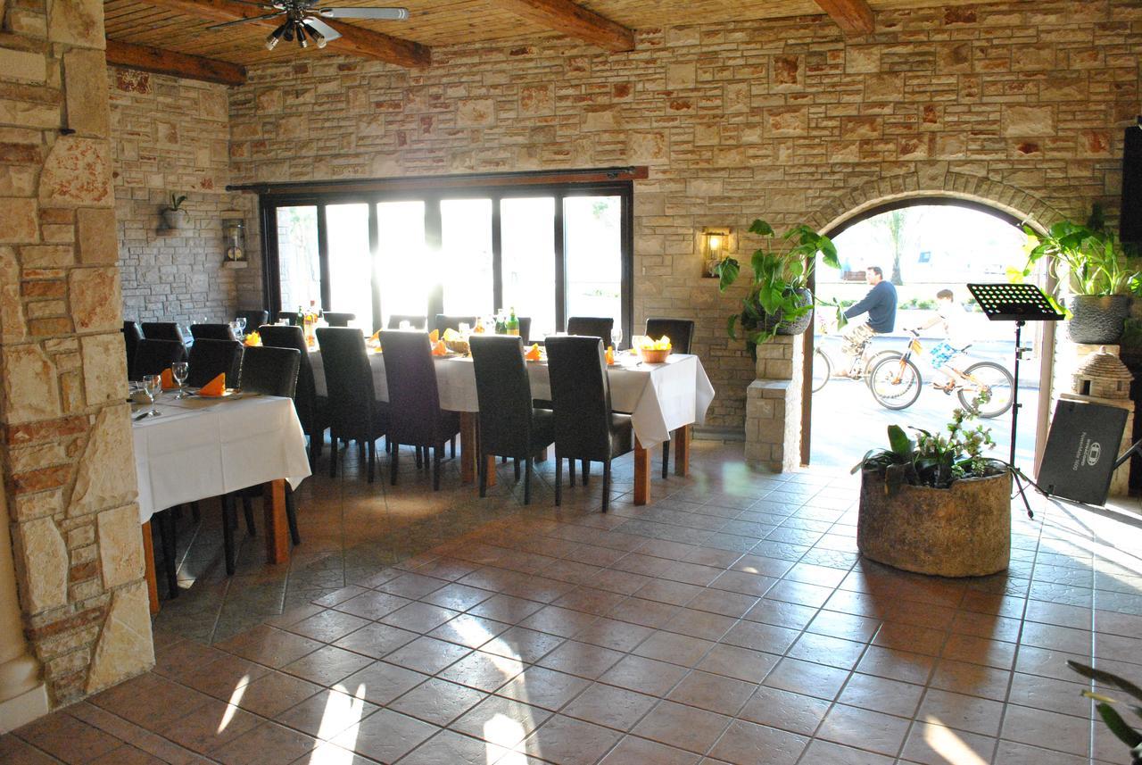 Guesthouse Promenade Medulin Exterior photo